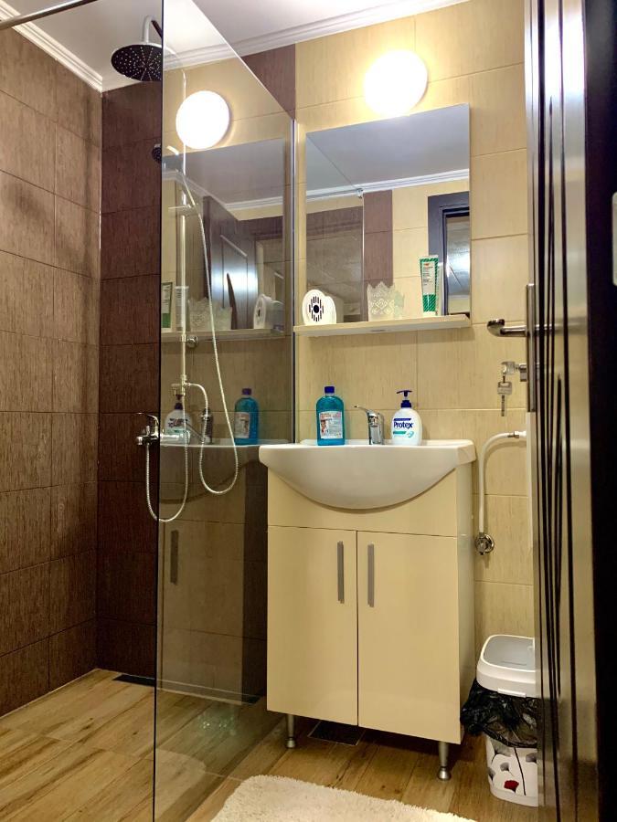 Grinda House - City Center Park And Stay 브라쇼브 외부 사진