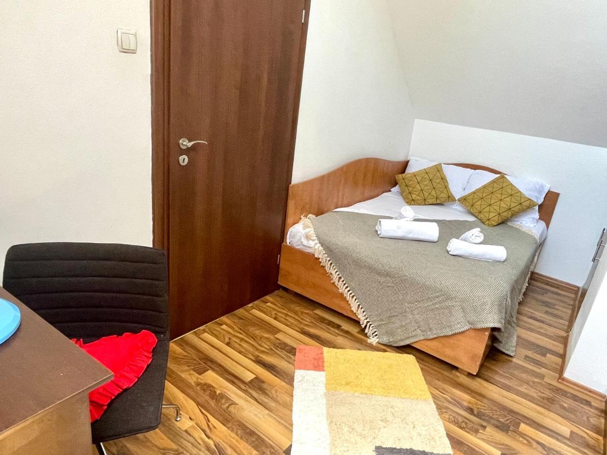 Grinda House - City Center Park And Stay 브라쇼브 외부 사진